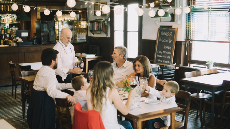 family dining in a family-friendly restaurant